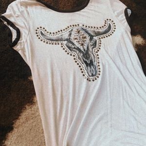 Ariat tee